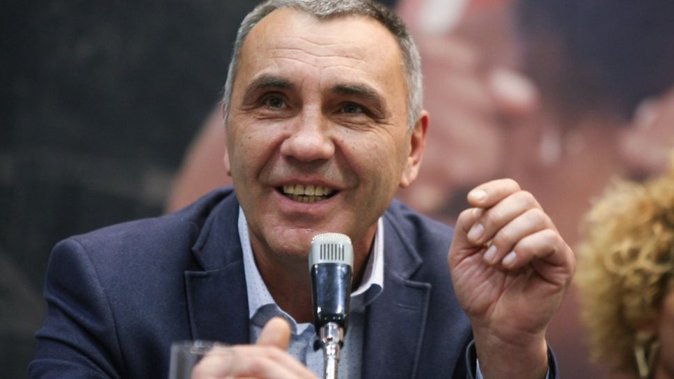 Михаил Таков: Ще бъде огромна тръпка за Тервел да участва в главния мач в България
