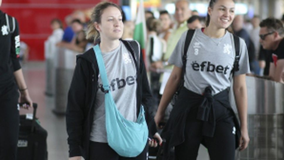 Волейболните националки се прибраха след олимпийската квалификация в САЩ