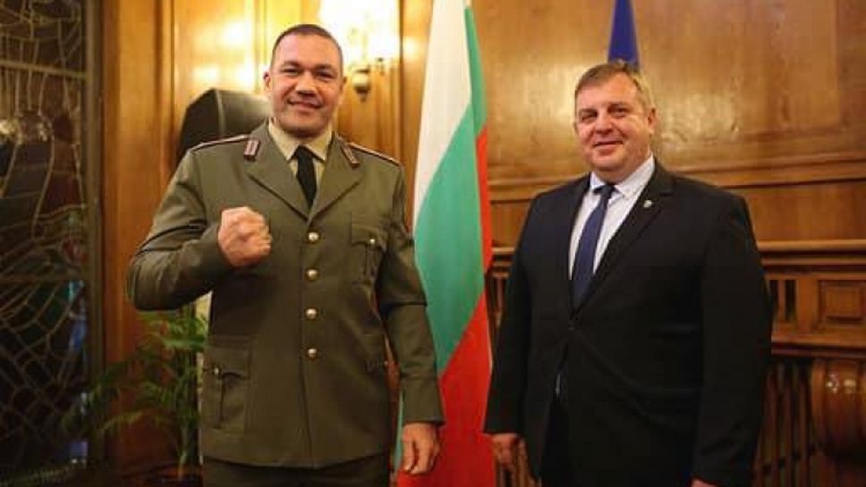 Пулев след повишението: За мен е чест да съм част от Българската армия