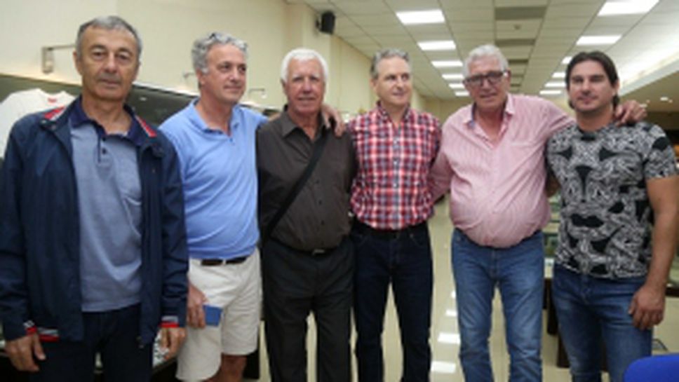 Представиха книгата "Червената одисея – 25 истории за ЦСКА в Европа"