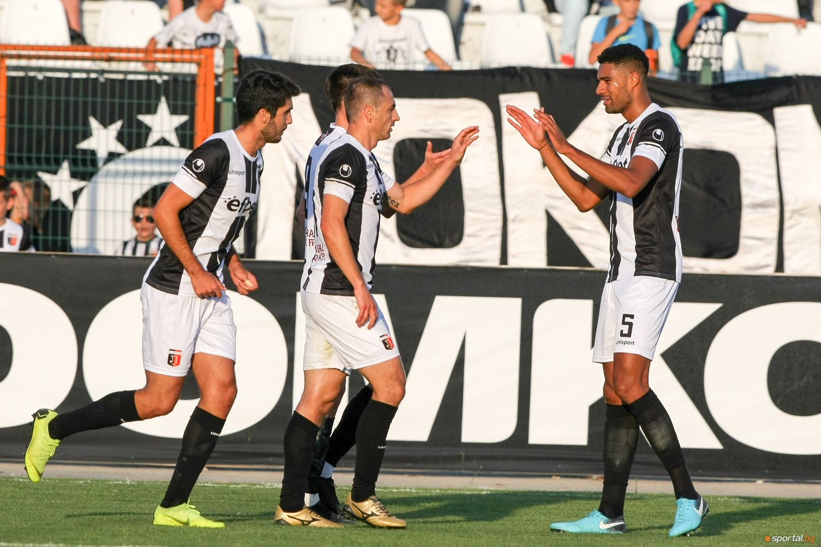 Локомотив (Пловдив) - Берое