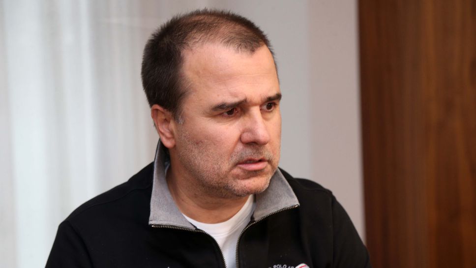 Найденов коментира дузпата за Левски, нарече "син" бранител "бостънският удушвач"