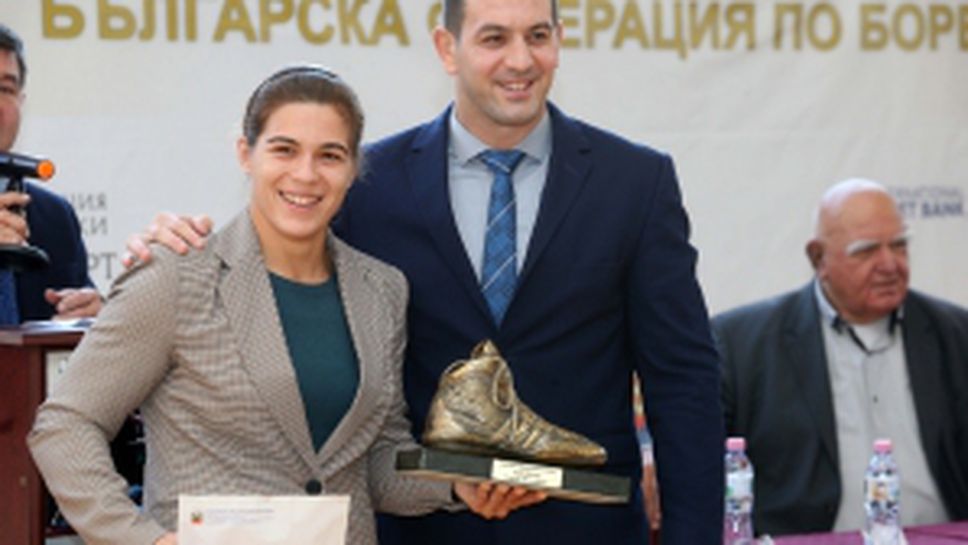 Българската федерация по борба награди най-добрите си състезатели и треньори за 2019 година