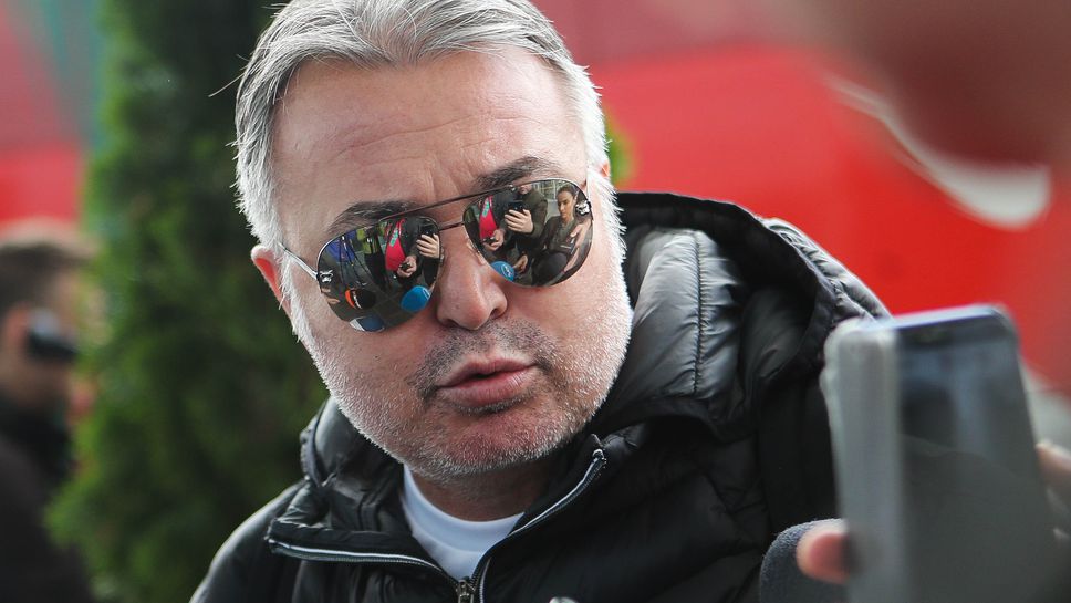 Националите се отправиха за контролите със Словакия, Русия и Франция