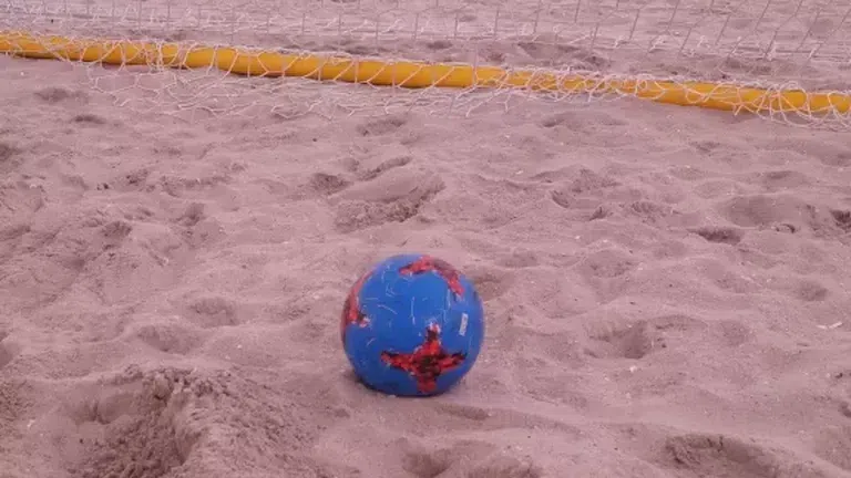 Националите по плажен футбол събират средства за участие на европейски квалификации