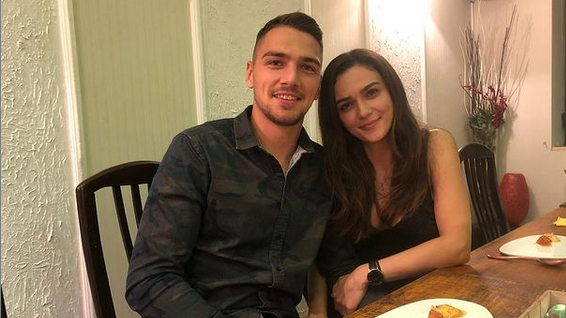 Вратар се взе с доведената дъщеря на Гущеров