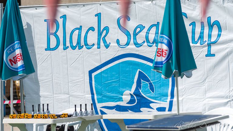 Плувци от 39 клуба си оспорват награден фонд от 15 800 лева на Black Sea Cup
