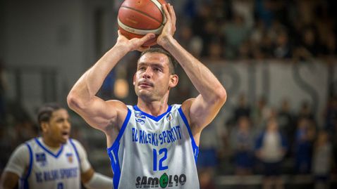 Жокерът Янев