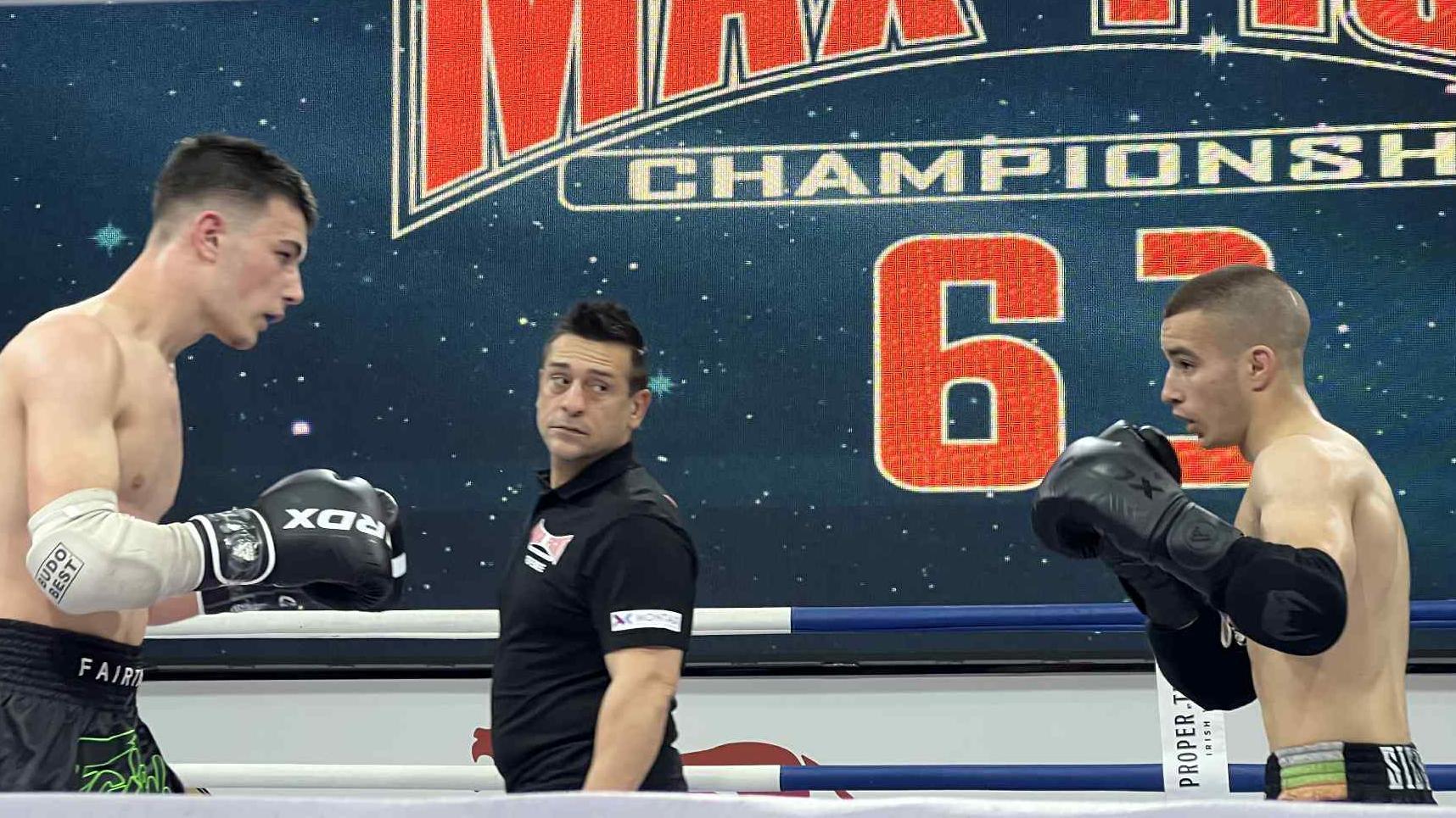 Христослав Христов и Виктор Димитров откриха Max Fight 61 със сърцата битка