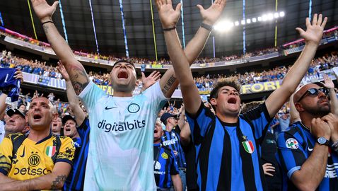  Фенове на Интер не устояха и си потеглиха след следващия гол 