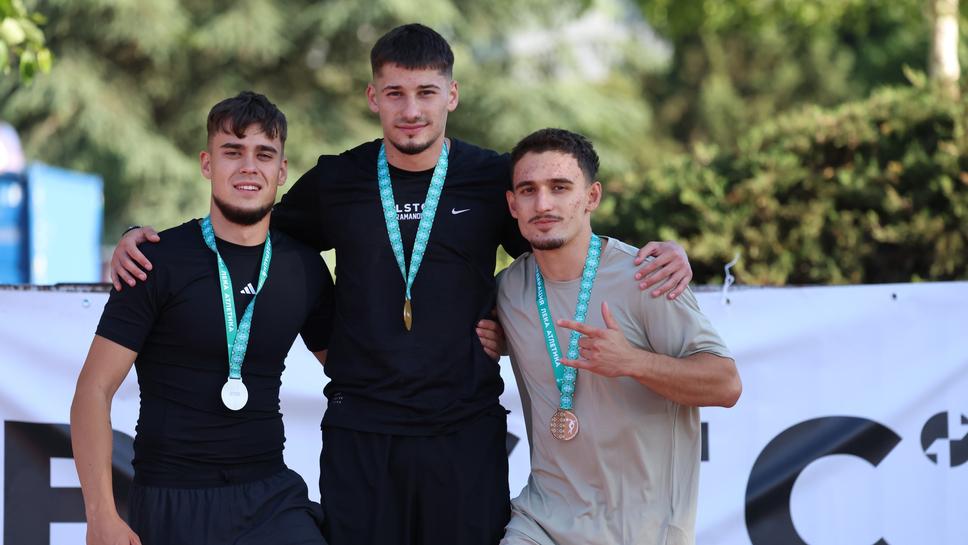 Никола Караманолов и Симона Стоянова са шампионите на 100 м под 23 г.