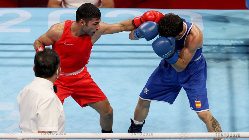 Тежък жребий за българските боксьори на старта на Световното първенство в Белград