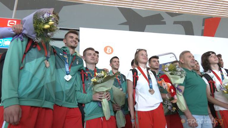 Медалистите от Европейския младежки олимпийски фестивал в Банска Бистрица се прибраха