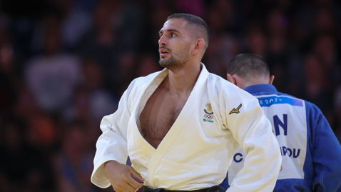 Ивайло Иванов с "ва-дзари" в последната секунда на старта на Игрите в Париж 2024