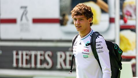 Антонели се връща към старото окачване в търсене на изход от кризата