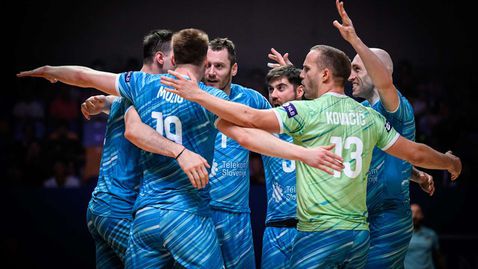 Словения започна подготовка за Световното с 12 волейболисти, но без Клемен Чебул