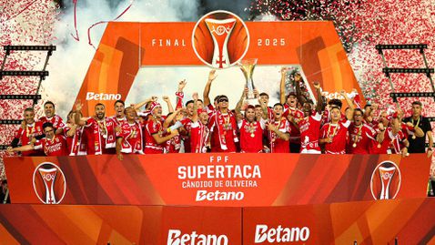 Бенфика подчини Спортинг и вдигна Суперкупата на Португалия