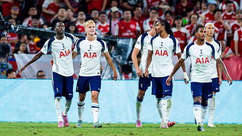 Виртуозен гол от центъра донесе победата на Тотнъм над Арсенал в дебюта на Гьокереш