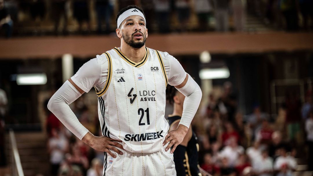 Руски отбор с мощна селекция, взе опитен американец