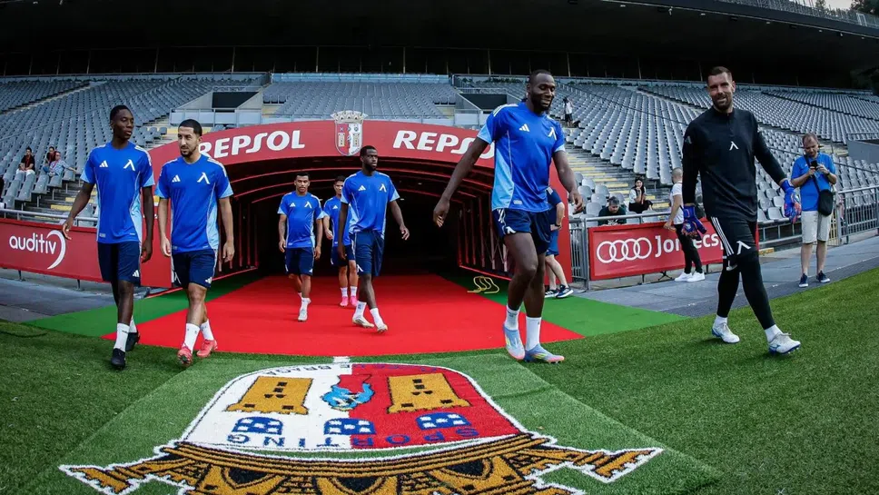 Слушай на живо Брага ЛевскиСтарши треньорът на Левски Хулио