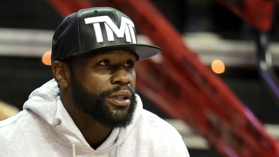 WBC връчва специален пояс на Мейуедър в следващия му двубой