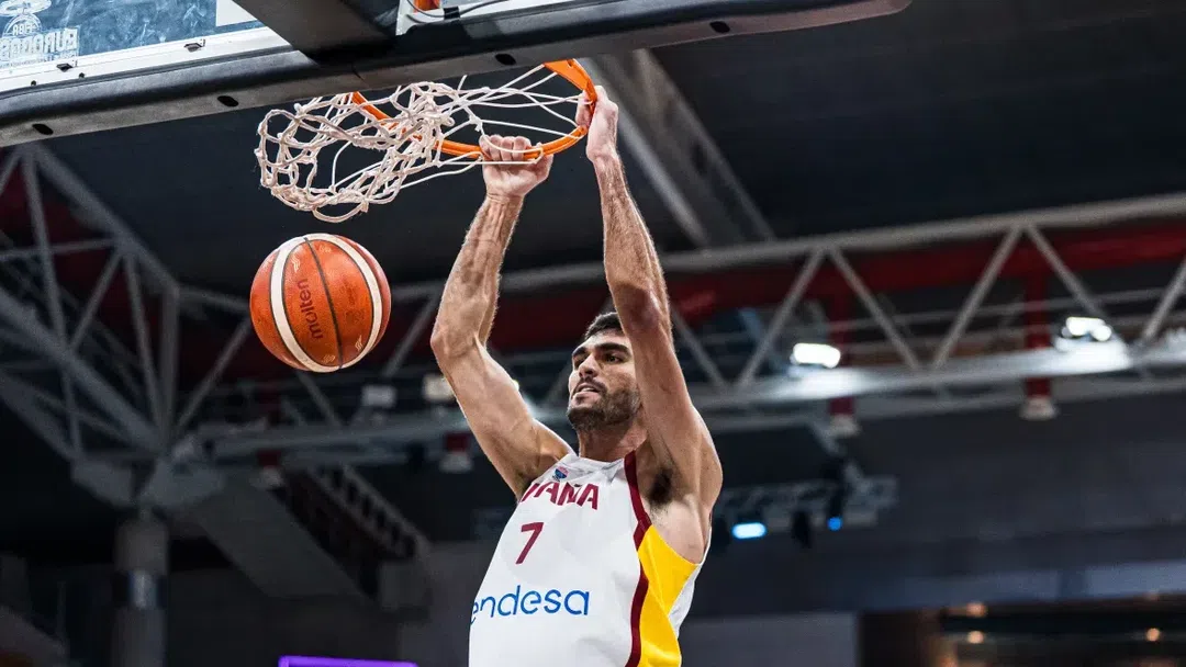 Санти Алдама играч на мача между Испания и Босна и Херцеговина