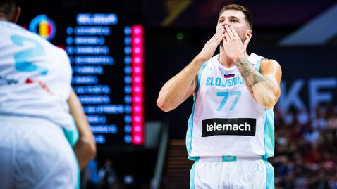 Дончич изригна с трипъл-дабъл при лесна победа на Словения