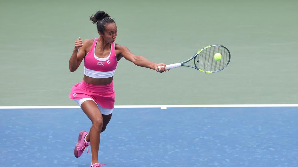 Лейла Фернандес стартира убедително на US Open с победа над Джан Шуай