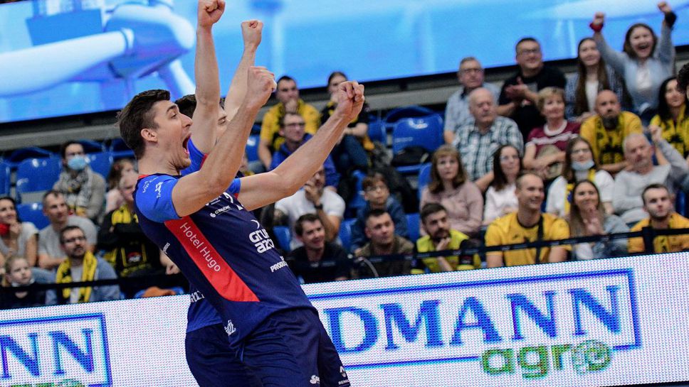 ЗАКСА с феноменален обрат срещу СКРА Белхатов в дербито на Полша