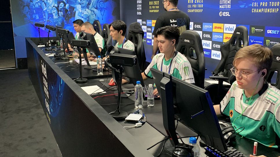 Цветелин "CeRq" Димитров и EG започнаха Мейджъра в Рио с категоричен успех