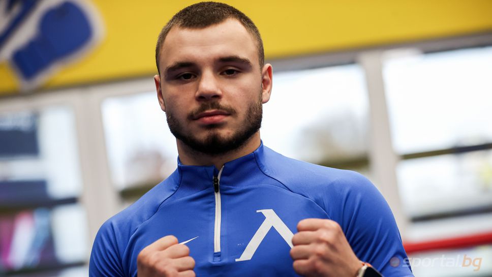 Ясен Радев се завръща на професионалния ринг Бронзовият медалист от Световната