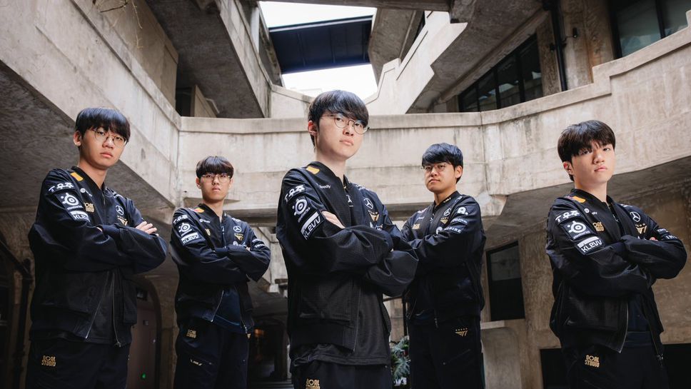 Настоящият световен шампион T1 се измъчи, но надхитри Anyone's Legend и ще играе полуфинали на Worlds