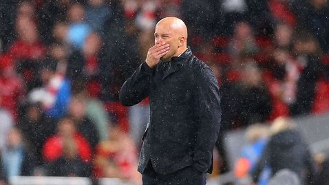 Слот разкри кой измежу Гравенберх и Исак се завръща за Астън Вила и обясни коментарите си след последната загуба