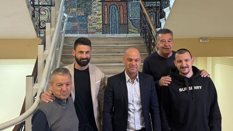 Кметът на Пловдив, капитаните и легенди на Ботев и Локо заедно преди дербито