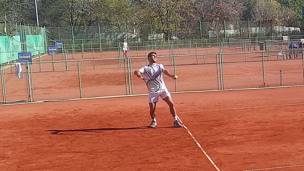 ТК Авеню гр Бургас срещу ТК Локомотив 1929 гр София при мъжете