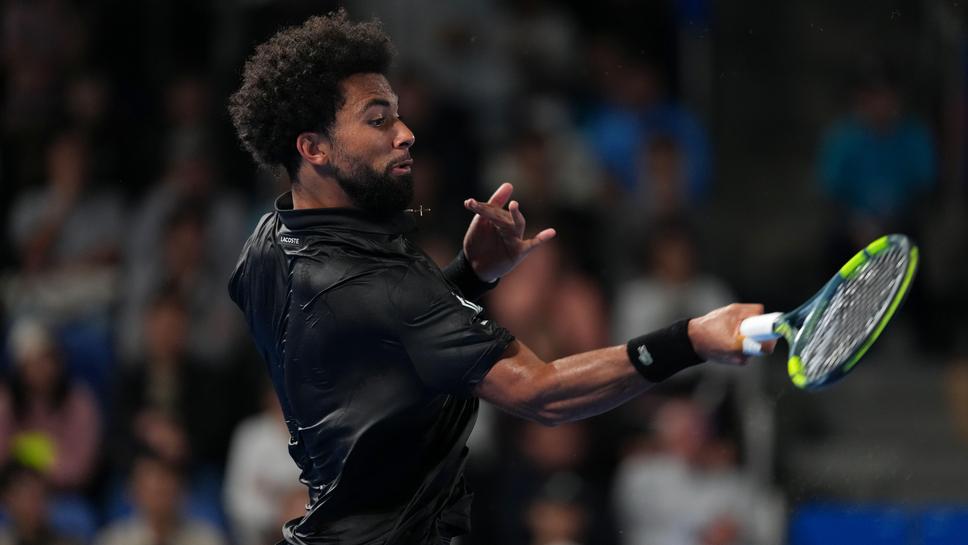 Отказването на Фис в Базел може да му коства мястото във Финалите на ATP в Торино