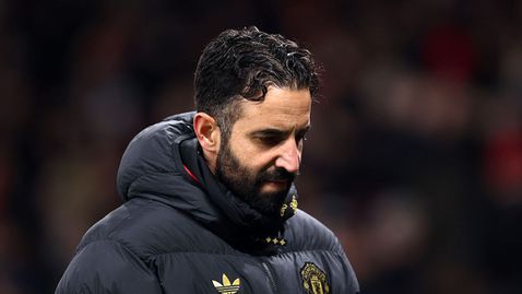 Гари Невил с яростна критика към Аморим след равенството срещу Уулвс