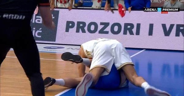 Kamera sa parketa pokazala zašto je došlo do makljaže u Čajetini! Snimak iz drugog ugla otkriva sve /VIDEO/