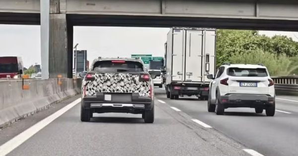 Procurele fotke sa ulice: Novi Fijat Grizli stao uz Dačiju Daster, odmah se vidi ko je veći na putu!