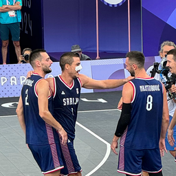 Srpska posla - trojka za pobedu u poslednjoj sekundi! Majstori smo košarke, a tek basketa - kakav koš za trijumf na OI! /VIDEO/