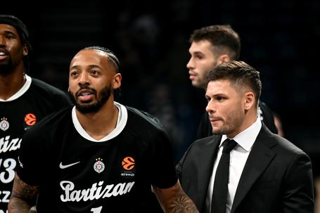 "Osećam kao da smo imali tri domaće utakmice!" Karlik Džons oduševljen atmosferom u Minhenu