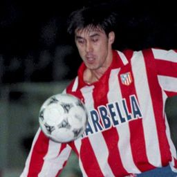 BEG OD RATA U ATLETIKO MADRID, VERDER... Danas ga svi s oduševljenjem slušamo, a kakav je bio RADE BOGDANOVIĆ FUDBALER