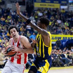 U Istanbulu - muk! Najveća pobeda Crvene zvezde u sezoni, Fenerbahče je postao “mušterija”