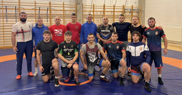 Rvači Srbije se za EP spremaju u Mađarskoj