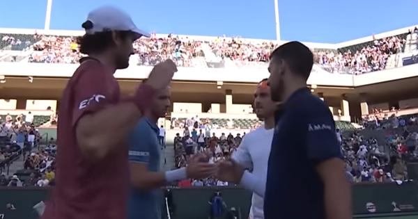 Novak igra protiv čoveka koji ga je već provocirao na terenu: Voli da se svađa i podbada rivale, pamti se njegovo "ne plači više"