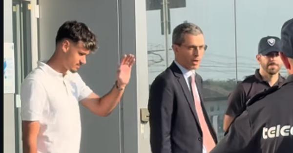 Alajbegović stigao u pratnji Pjanića: Juventus završio ogromno pojačanje! /VIDEO/