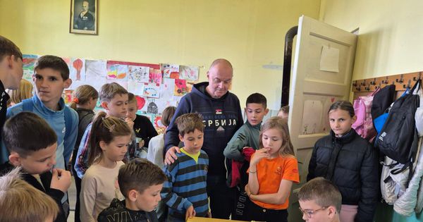 Održan 15. memorijalni turnir "Milojka Knežević": U selu 100 ljudi, a 60 igralo šah!
