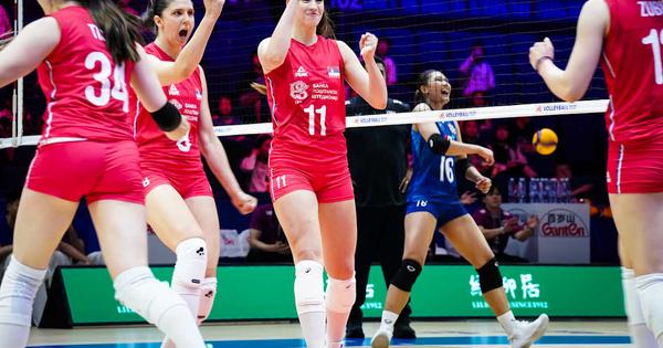 KINA – SRBIJA Strašna borba od samog starta!
