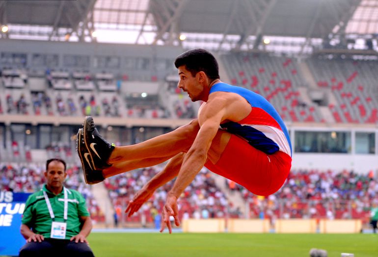 Srpski skakač udalj CILJA FINALE na EP, Lazar Anić za Sportal: Sve pokazuje da sam spreman za DALEKO VIŠE