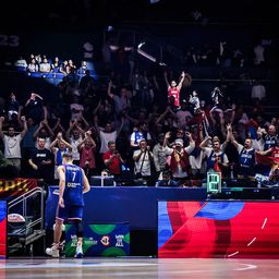 Bogdan Bogdanović morao je da dođe do navijača na kraju utakmice - imao je posebnu posvetu MVP trofeja svojoj majci